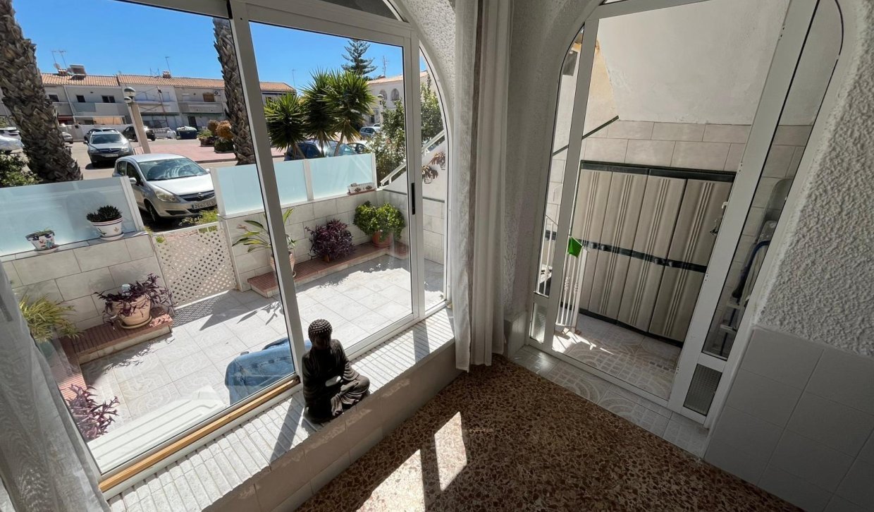 Verhuur - Appartement  - Orihuela Costa - La Regia