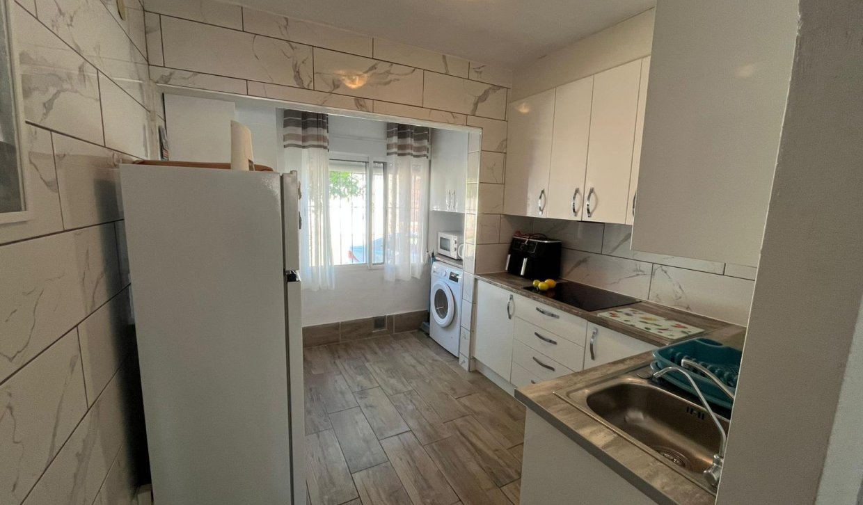 Verhuur - Appartement  - Orihuela Costa - La Regia