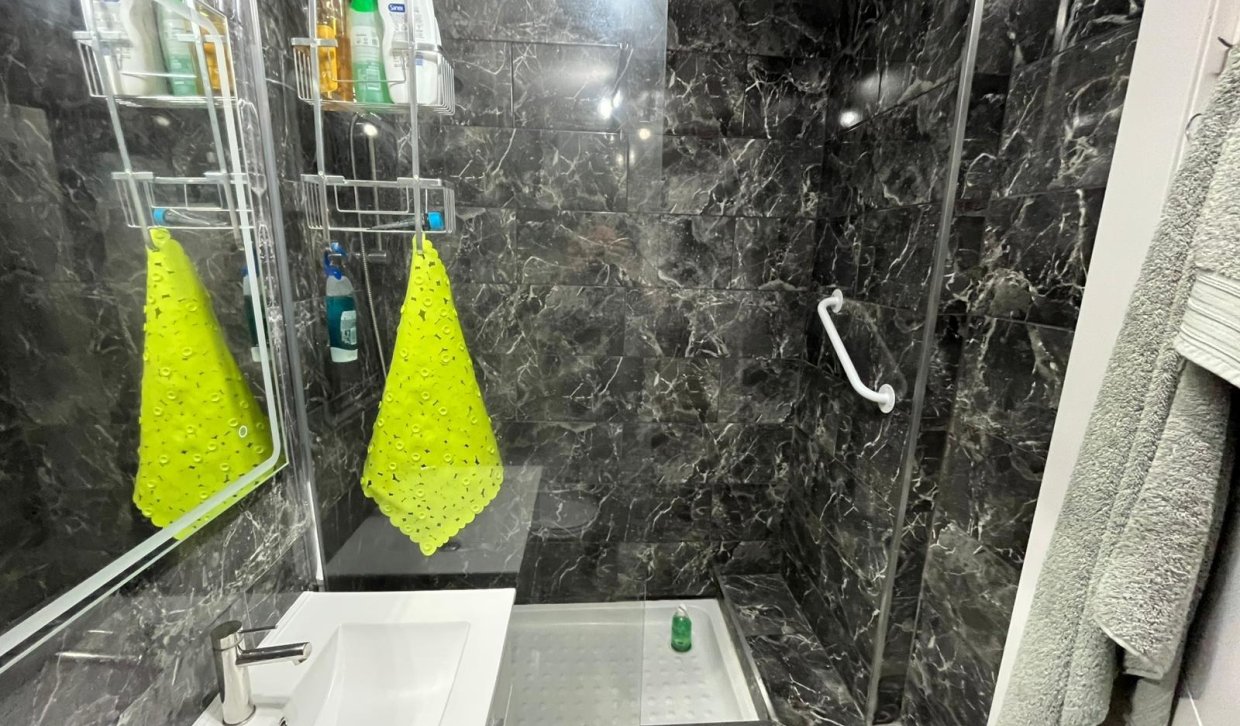 Verhuur - Appartement  - Orihuela Costa - La Regia