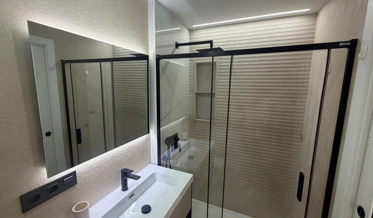 Bestaande woning  - Appartement  - Los Alcázares - Dolores De Pacheco-santa Rosalía