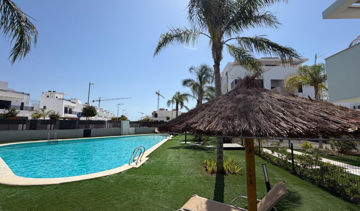 Resale - Apartment  - Los Alcázares - Dolores De Pacheco-santa Rosalía