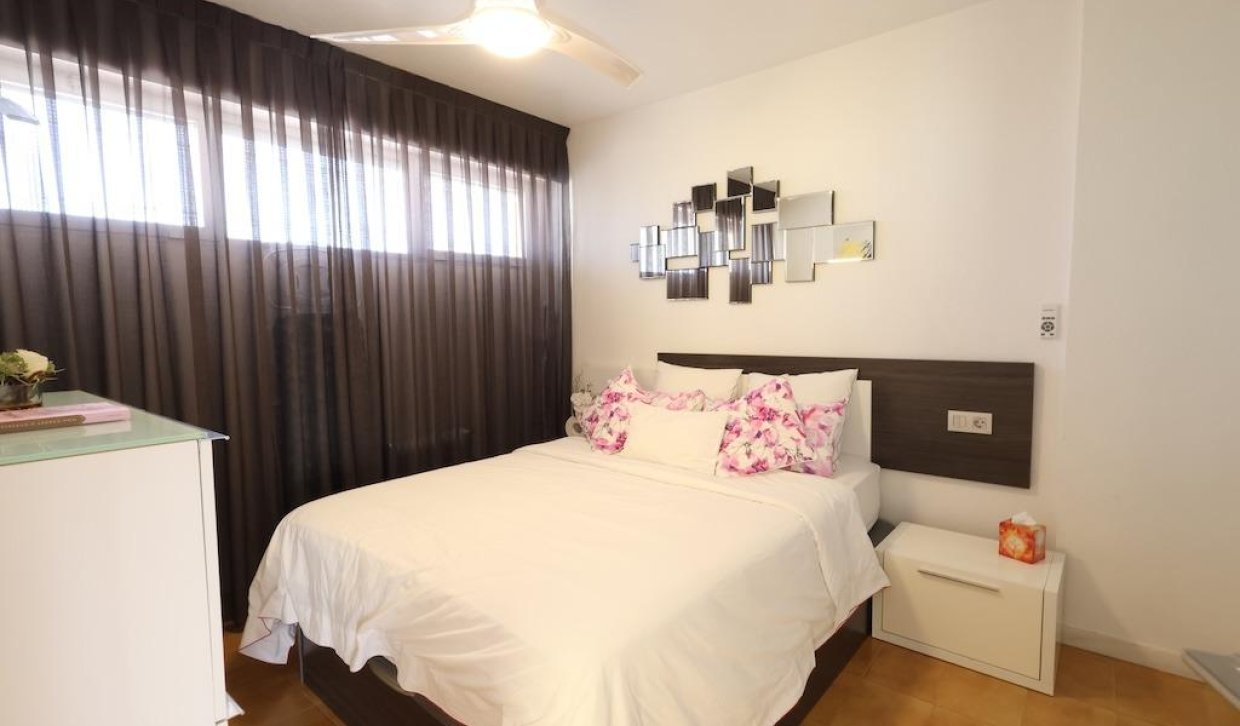 Bestaande woning  - Appartement  - Torrevieja - La veleta