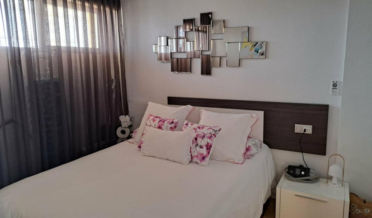 Bestaande woning  - Appartement  - Torrevieja - La veleta
