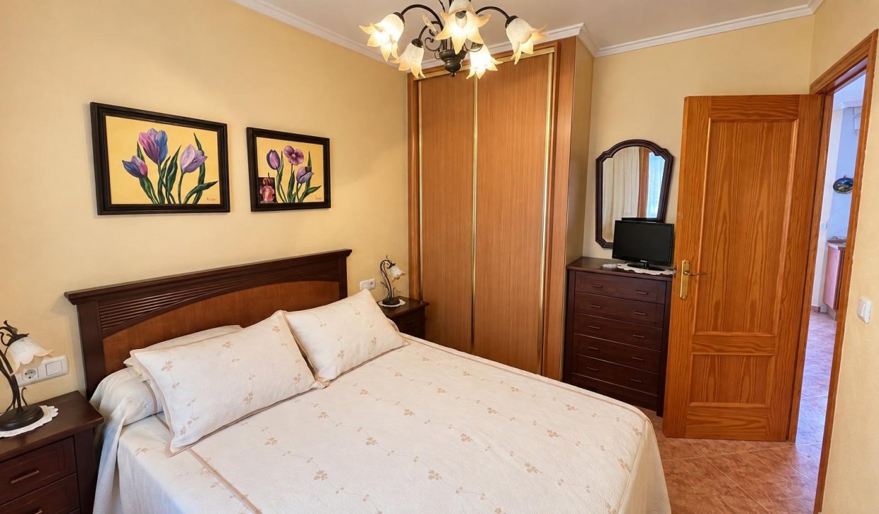 Alquiler - Apartamento  - Torrevieja - Playa de los Naufragos