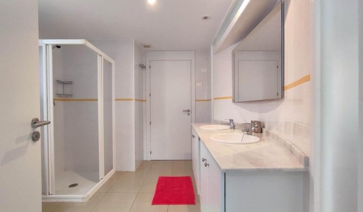 Resale - Apartment  - Orihuela Costa - Punta Prima