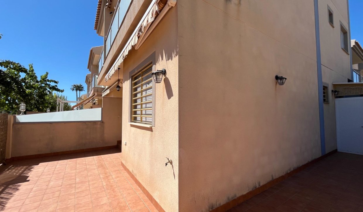 Alquiler - Apartamento  - Pilar de la Horadada - La Torre de la Horadada