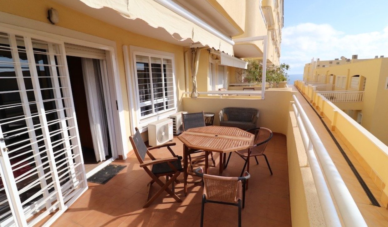 Alquiler a largo plazo - Apartamento - Orihuela Costa - Campoamor