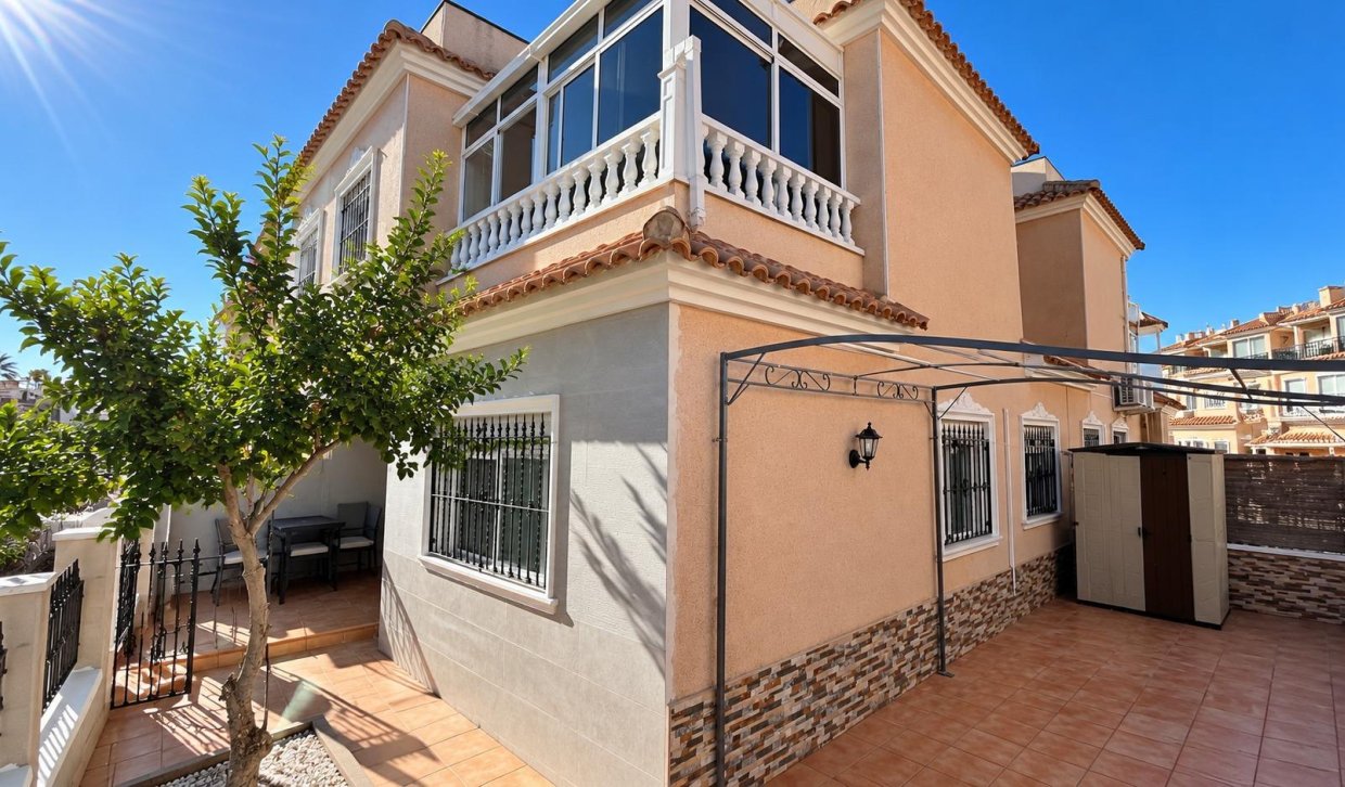 Rental - semi-detached house - Orihuela Costa - La Regia