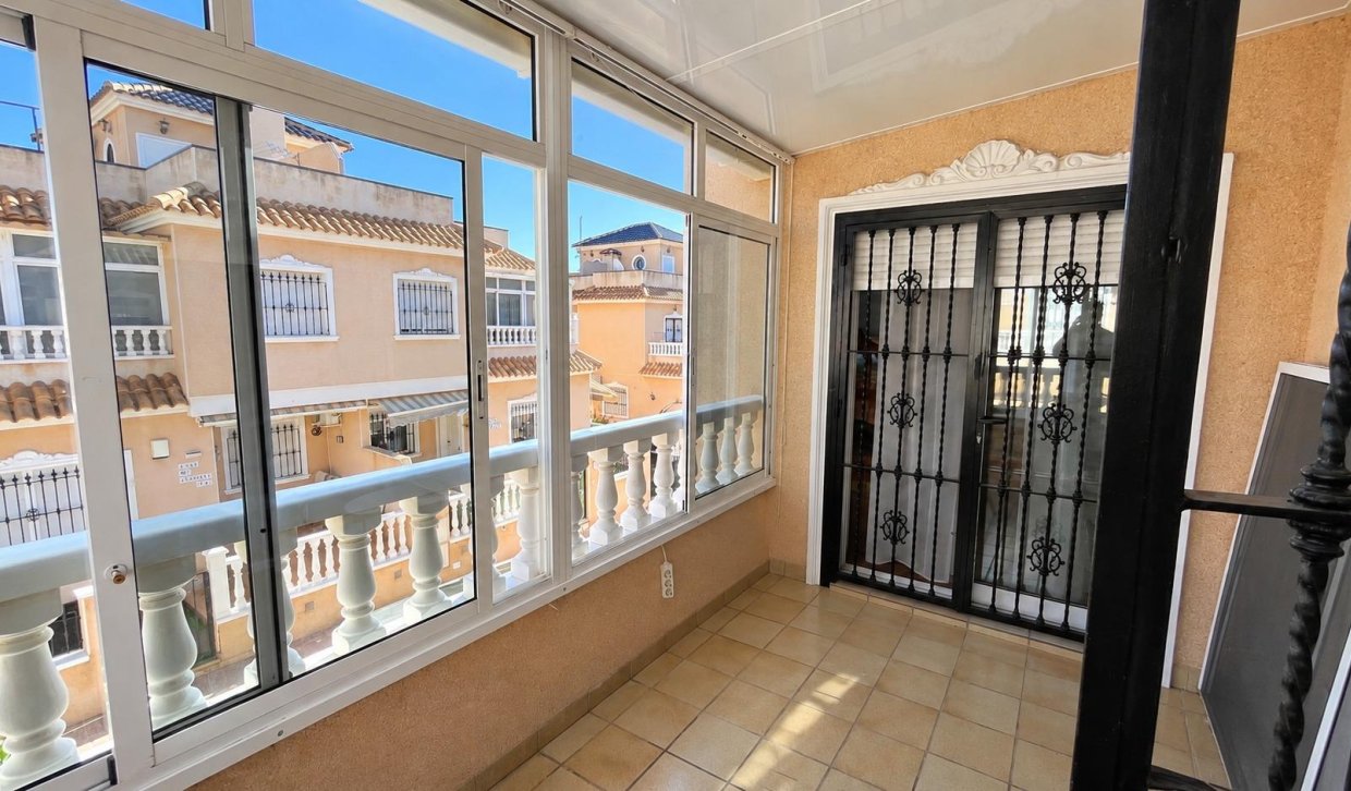 Rental - semi-detached house - Orihuela Costa - La Regia