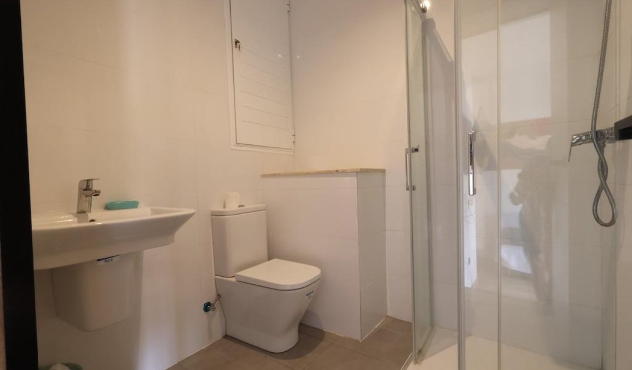 Alquiler - Apartamento  - Torrevieja - Los balcones