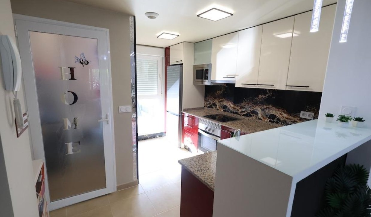 Segunda Mano - Apartamento  - Orihuela Costa - Villamartín-Las Filipinas