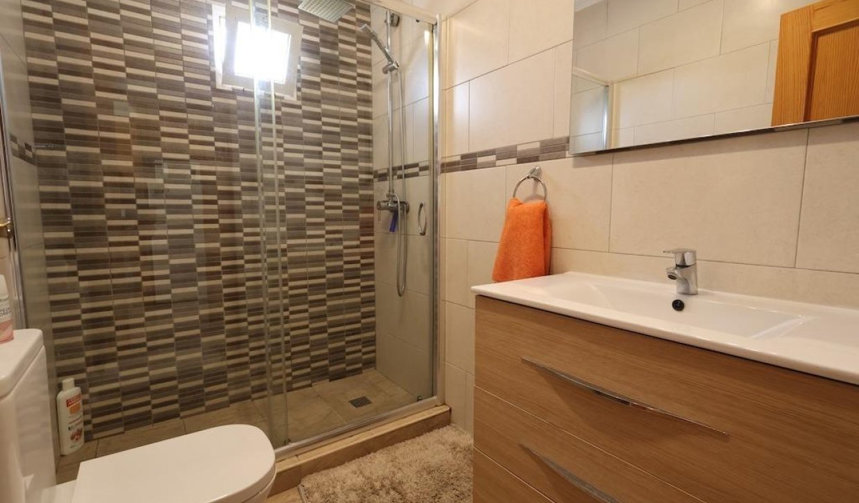 Bestaande woning  - Bungalow  bovenverdieping - Orihuela Costa - La Zenia