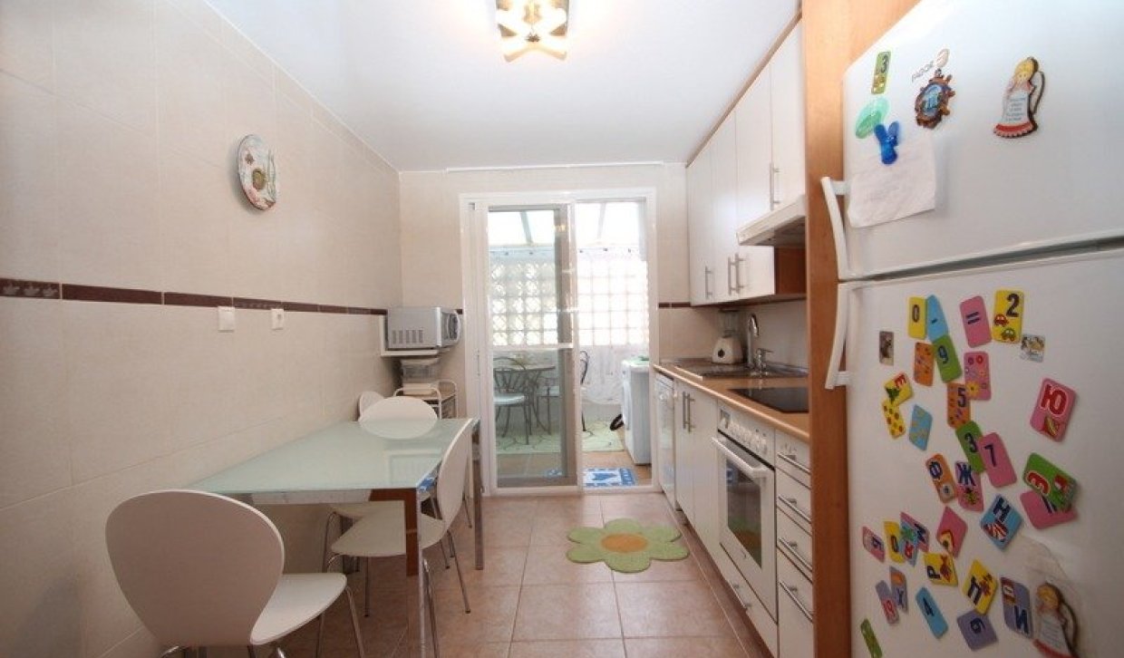 Alquiler a largo plazo - Apartamento - Orihuela Costa - Campoamor