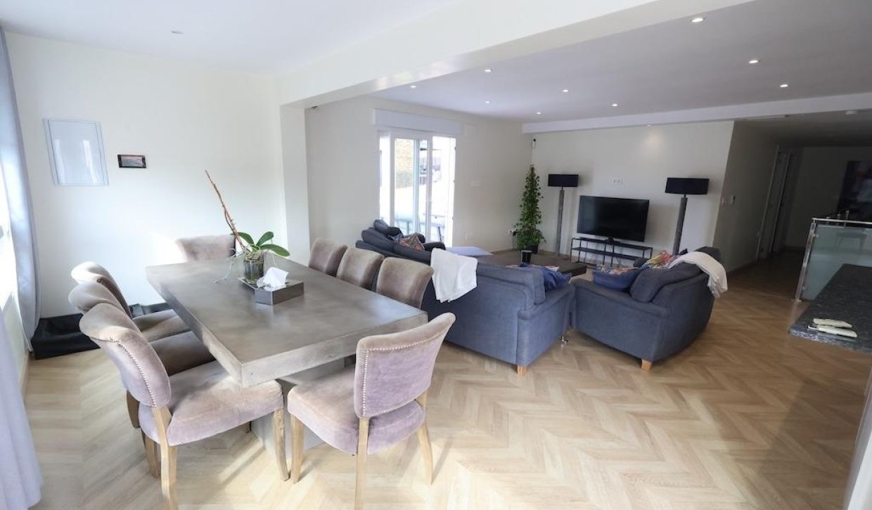 Resale - Chalet - Torrevieja - Los Balcones - Los Altos del Edén