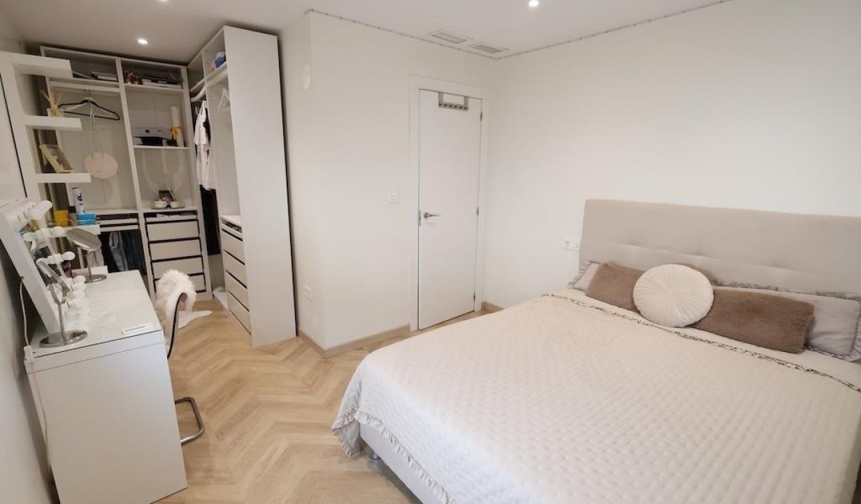 Resale - Chalet - Torrevieja - Los Balcones - Los Altos del Edén