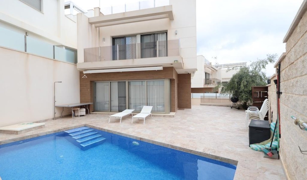 Bestaande woning  - Chalet - Orihuela Costa - Villamartín-Las Filipinas