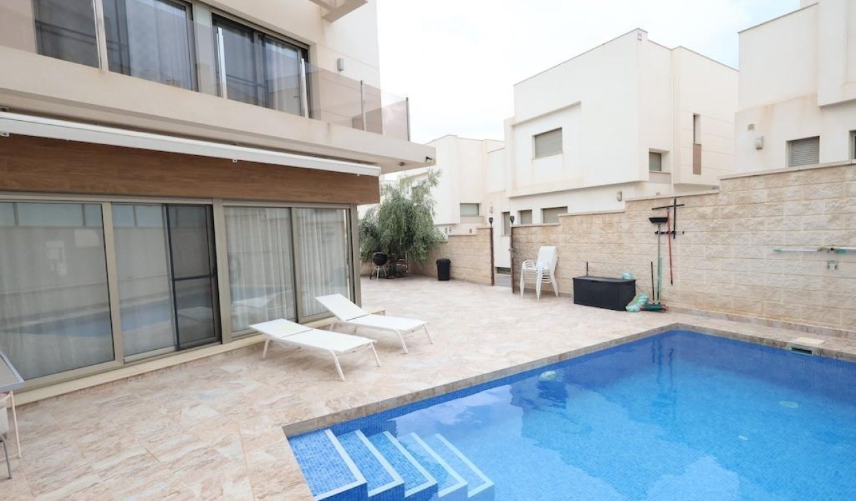 Bestaande woning  - Chalet - Orihuela Costa - Villamartín-Las Filipinas