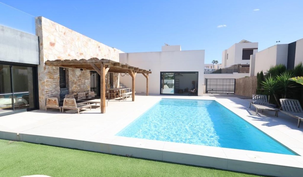 Revente - Chalet - Algorfa - Comunidad Valenciana