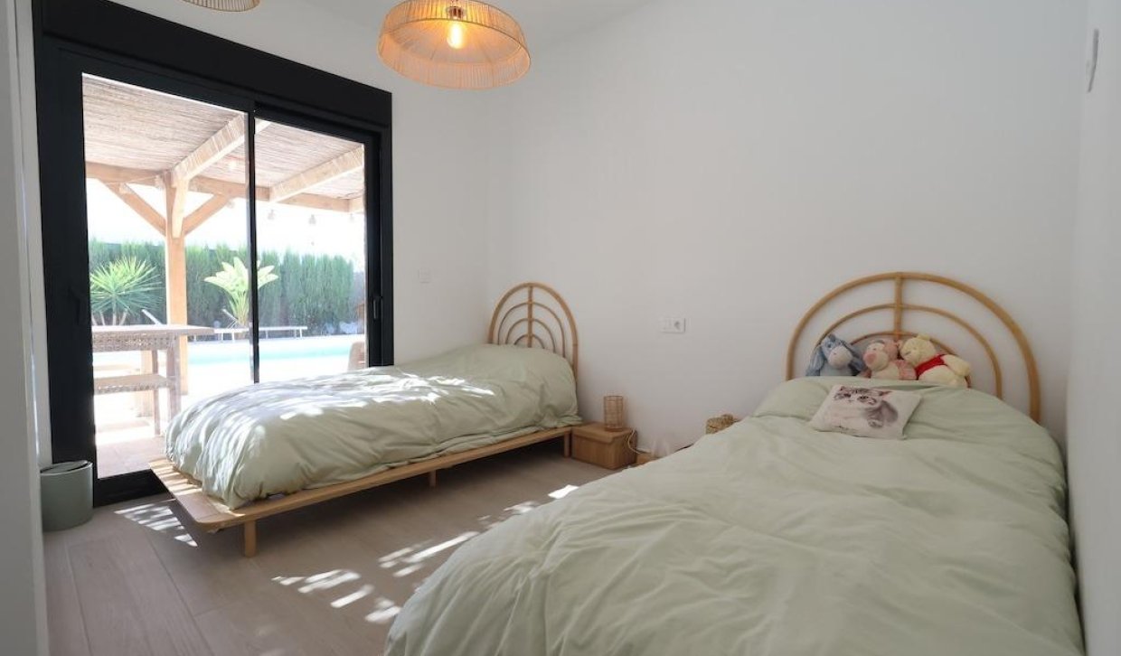 Revente - Chalet - Algorfa - Comunidad Valenciana