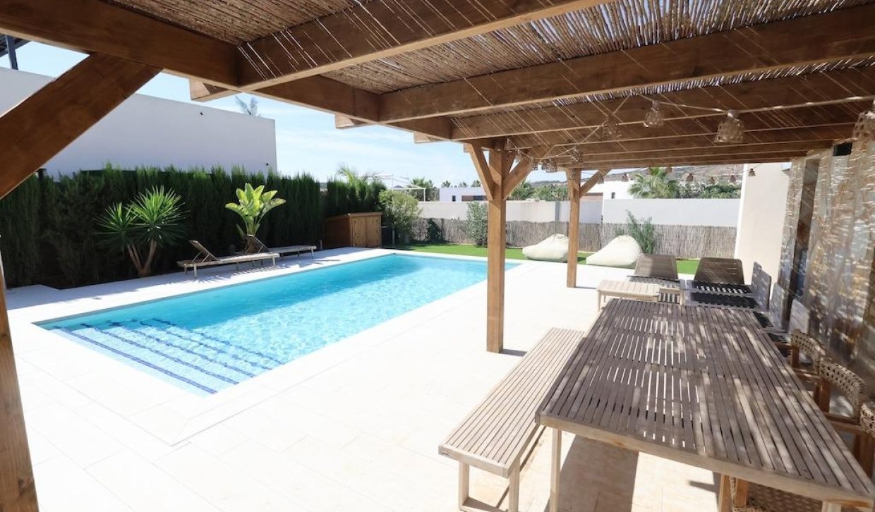 Revente - Chalet - Algorfa - Comunidad Valenciana