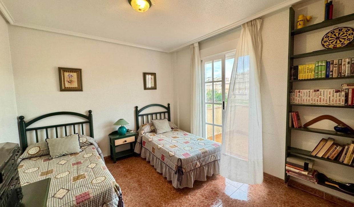 Odsprzedaż - Chalet - Torrevieja - Los Balcones - Los Altos del Edén