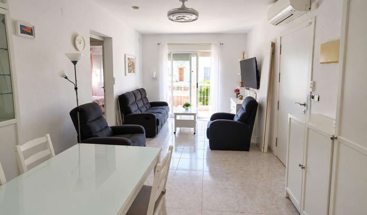 Resale - Upper floor bungalow - Torrevieja - La Siesta - El Salado - Torreta