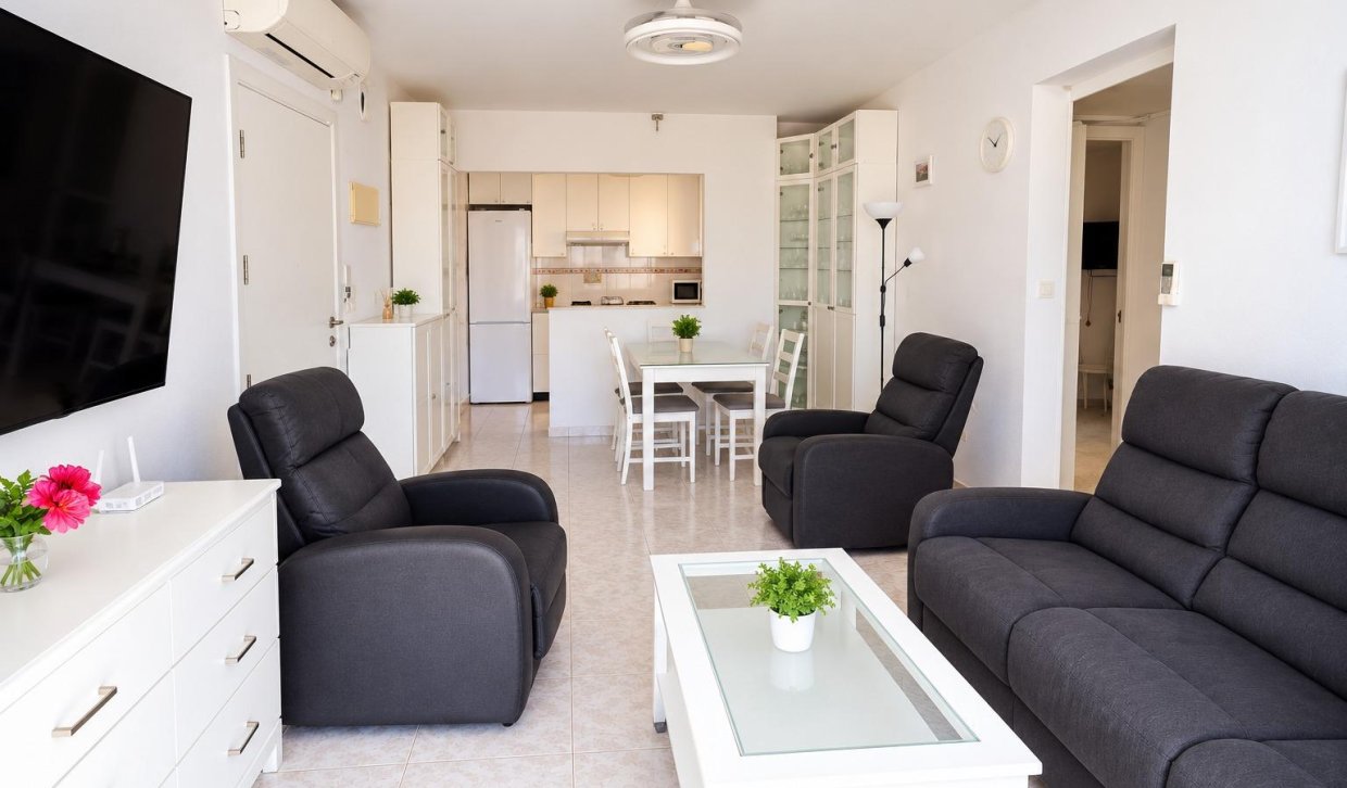 Resale - Upper floor bungalow - Torrevieja - La Siesta - El Salado - Torreta