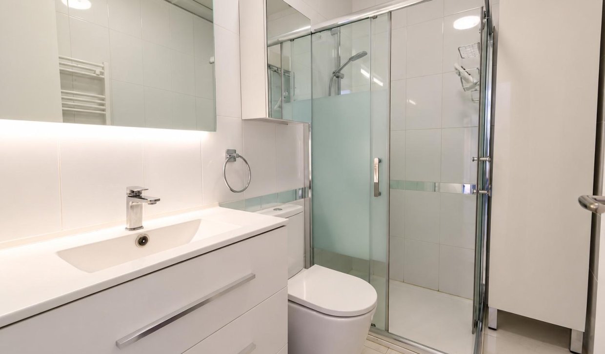 Resale - Upper floor bungalow - Torrevieja - La Siesta - El Salado - Torreta