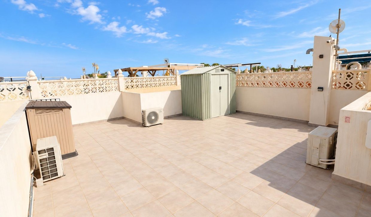 Resale - Upper floor bungalow - Torrevieja - La Siesta - El Salado - Torreta